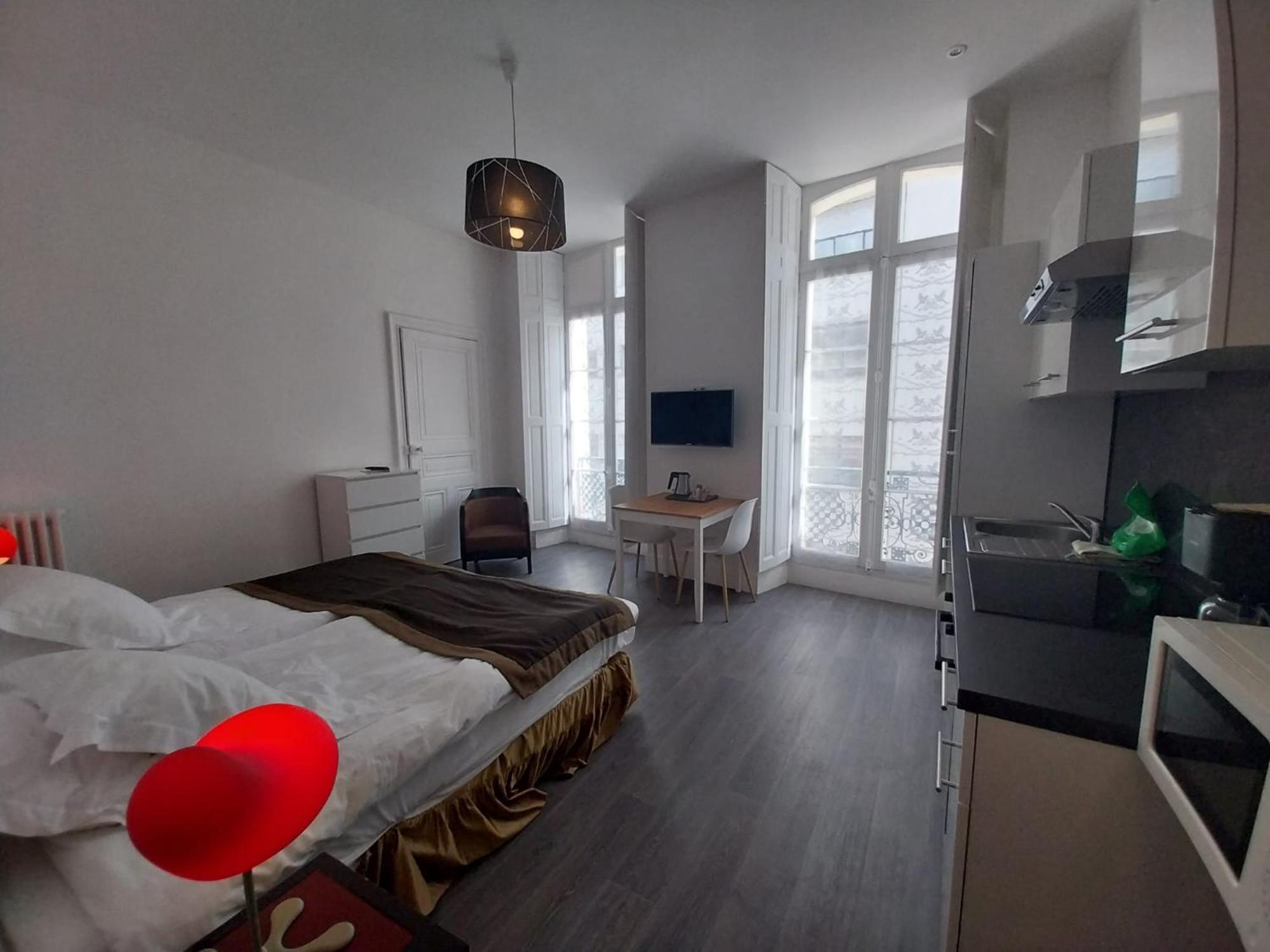 Royal Luchon Apart otel Bagnères-de-Luchon Dış mekan fotoğraf